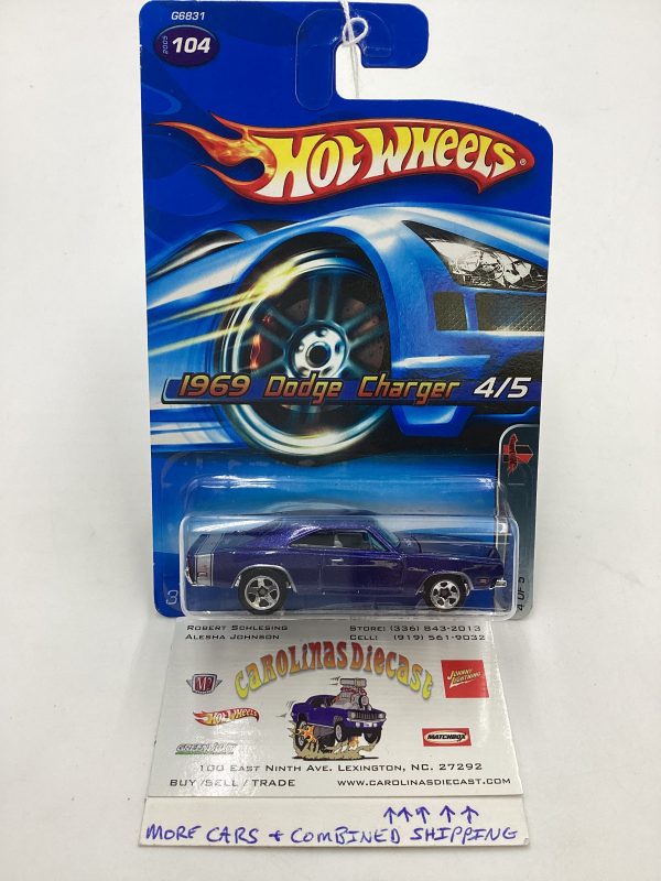 2005 Hot Wheels Muscle Mania #104 1969 Dodge Charger Blue 56E Cheap