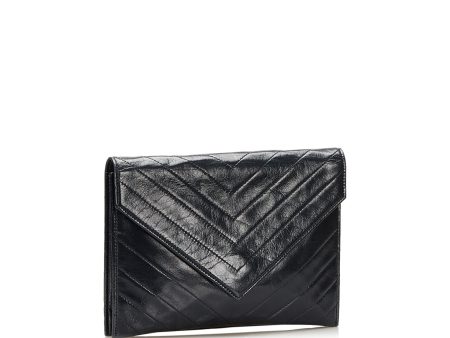 Saint Laurent Chevron Leather Clutch (SHG-35742 Discount