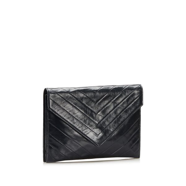 Saint Laurent Chevron Leather Clutch (SHG-35742 Discount